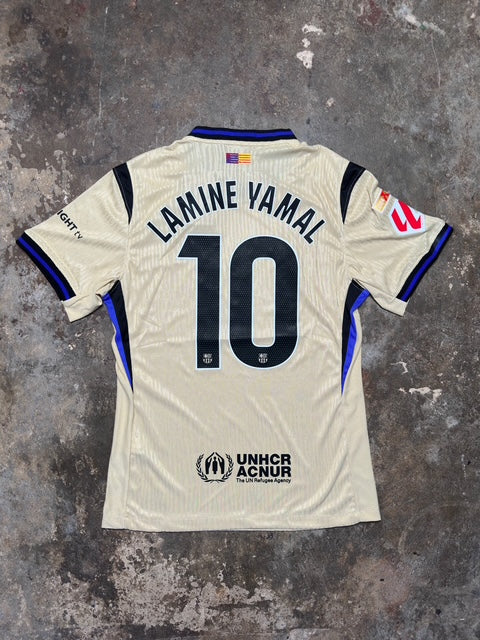 Barcelona Lamine Yamal #10 2025/26 Away Player Version Jersey – Kobe Tribute Edition | Nike Dri-FIT ADV Fitted Elite Kit | Barça Cream Gold Football Shirt