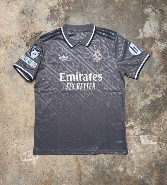 Real Madrid 2024/25 Away Jersey Bellingham #5 – Black Adidas Fan Version Football Shirt | 24/25 UCL Patch Kit | Emirates Fly Better
