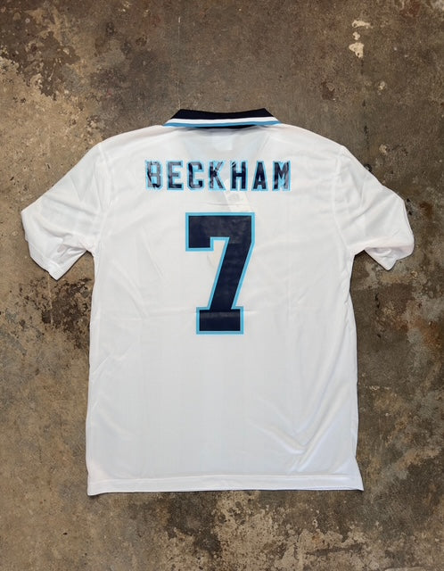England Euro 1996 Home Jersey Beckham #7 – Umbro Retro Football Shirt | Vintage Three Lions 96 Kit | Classic England Fan Edition