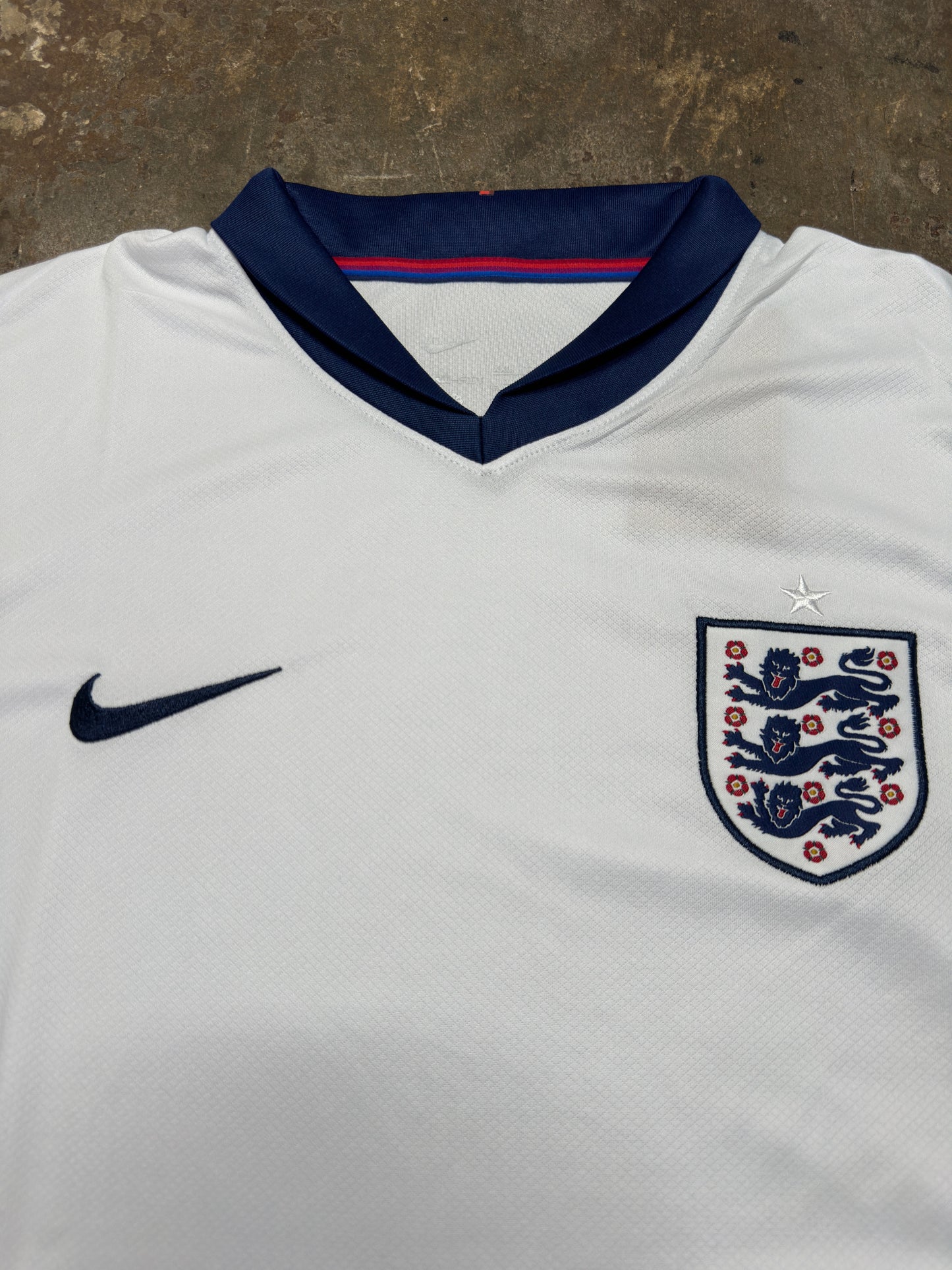 England Home Shirt 2022/23 | Retro Inspired Nike England Jersey | Three Lions World Cup Kit – White & Navy